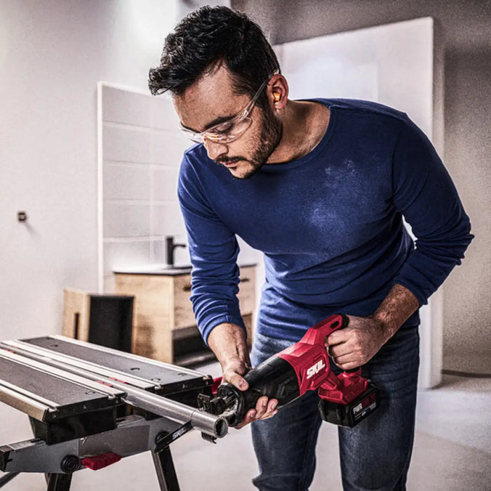 АКУМУЛАТОРЕН БЕЗЧЕТКОВ САБЛЕН ТРИОН SKIL 3471 CA