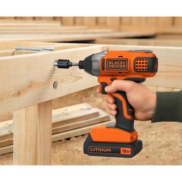 АКУМУЛАТОРЕН ГАЙКОВЕРТ 18V BLACK&DECKER