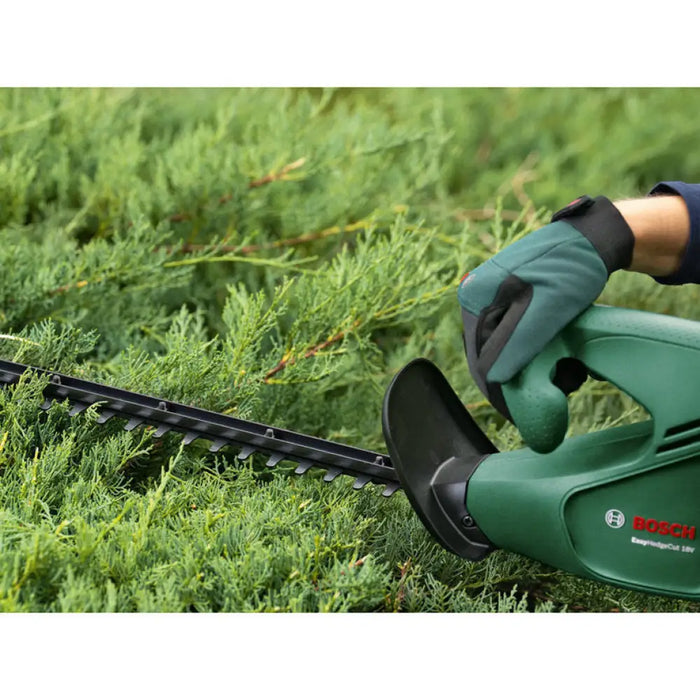 АКУМУЛАТОРЕН ХРАСТОРЕЗ BOSCH EASYHEDGECUT 18V-44-11 SET