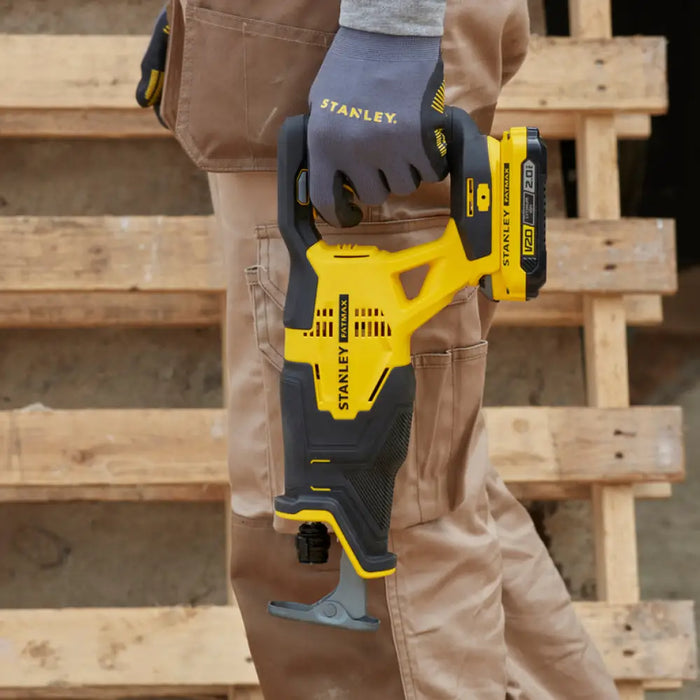 АКУМУЛАТОРЕН САБЛЕН ТРИОН STANLEY SFMCS300D2K-QW