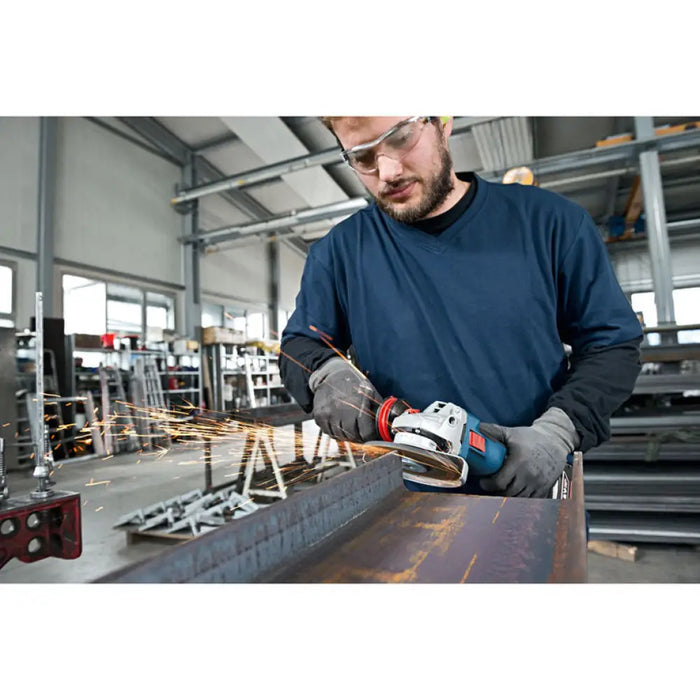 АКУМУЛАТОРЕН БЕЗЧЕТКОВ ЪГЛОШЛАЙФ BOSCH PROFESSIONAL GWS