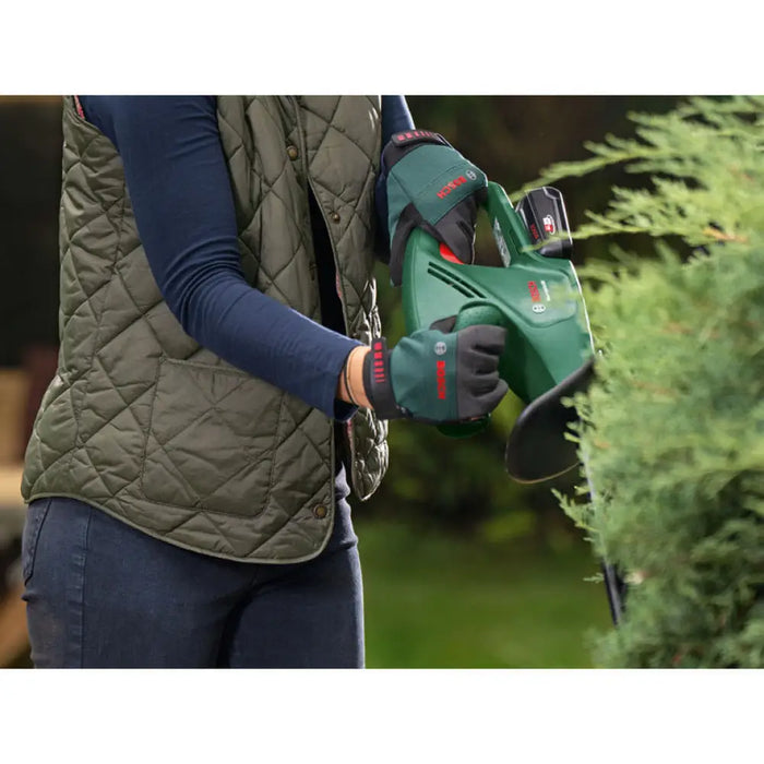 АКУМУЛАТОРЕН ХРАСТОРЕЗ BOSCH EASYHEDGECUT 18V-44-11 SET