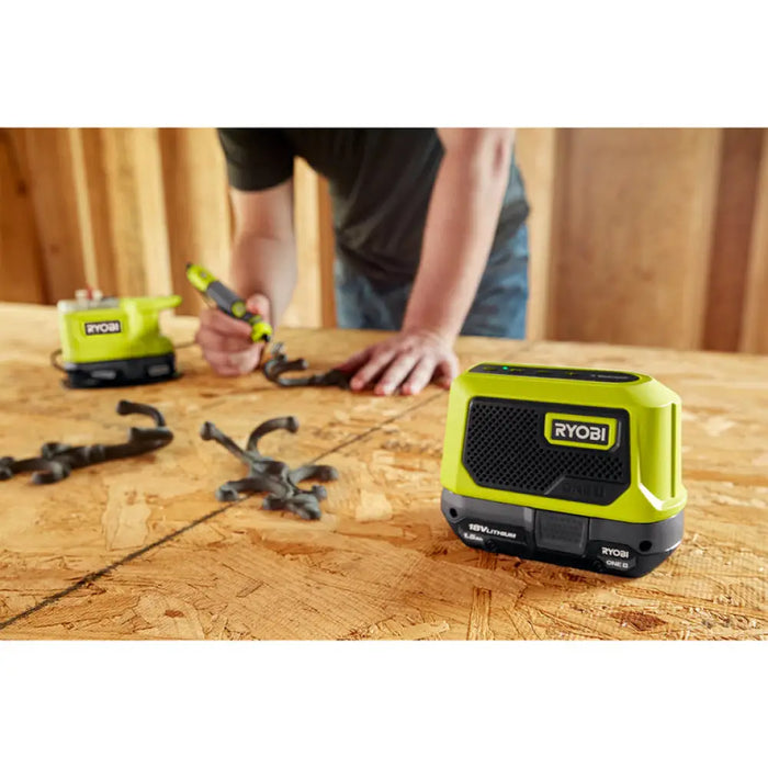 АКУМУЛАТОРНА BLUETOOTH КОЛОНКА RYOBI RBTM18-0