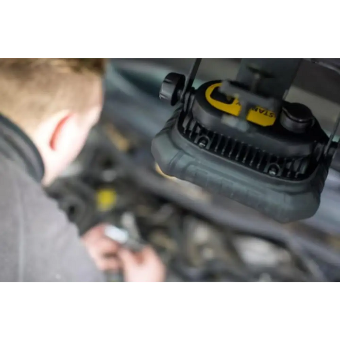 АКУМУЛАТОРНА ЛАМПА 1000 LM FATMAX