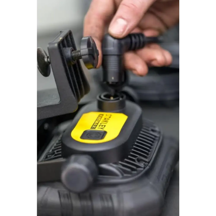 АКУМУЛАТОРНА ЛАМПА 1000 LM FATMAX