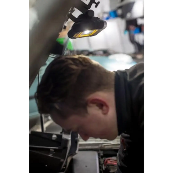 АКУМУЛАТОРНА ЛАМПА 1000 LM FATMAX