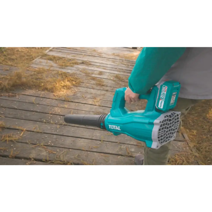 АКУМУЛАТОРНА МЕТЛА TOTAL 20V/2AH