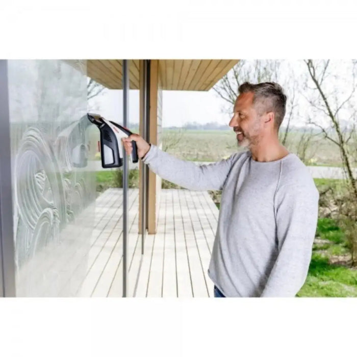 АКУМУЛАТОРНА СТЪКЛОЧИСТАЧКА BOSCH Plus