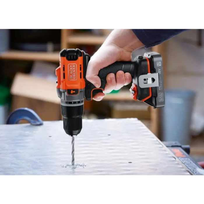 АКУМУЛАТОРНА БОРМАШИНА 18V POWERCONNECT