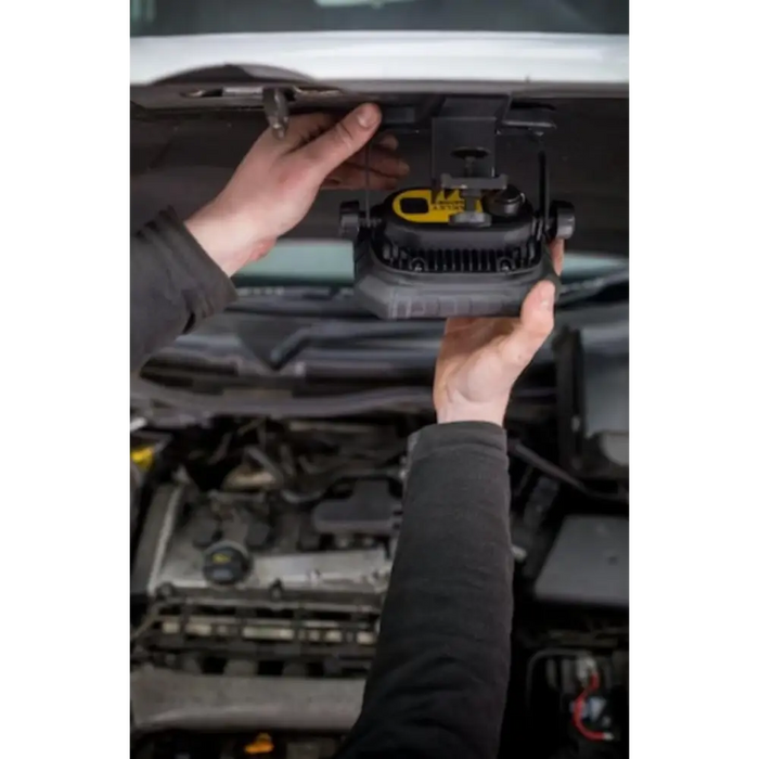 АКУМУЛАТОРНА ЛАМПА 1000 LM FATMAX