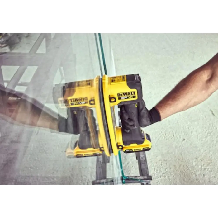 АКУМУЛАТОРНА ВЕНДУЗА 18V DeWALT