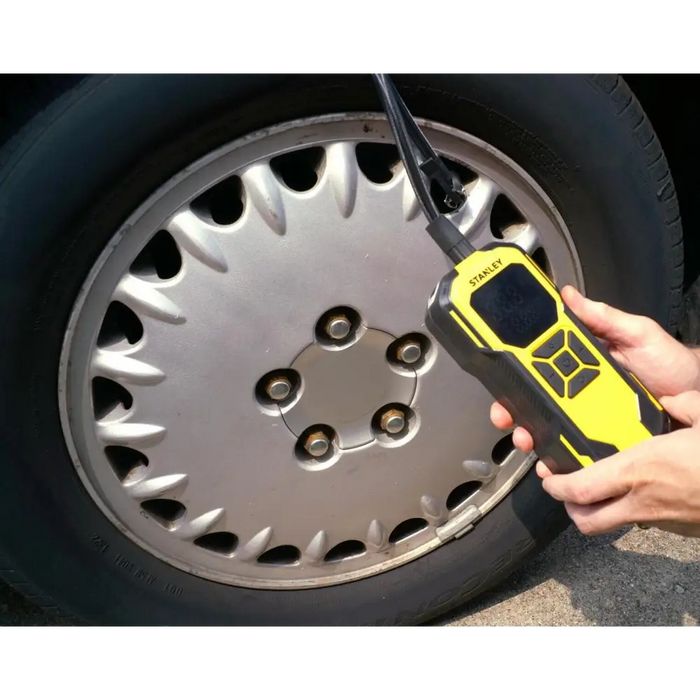 Акумулаторен компресор 12V SXIF0101 STANLEY