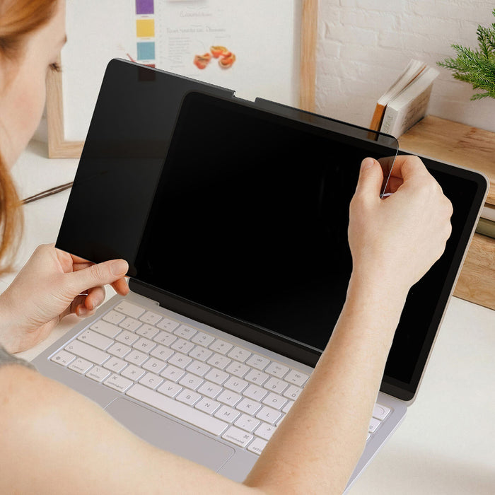 AmazingThing Radix Mag фолио за поверителност за MacBook Neo 13"