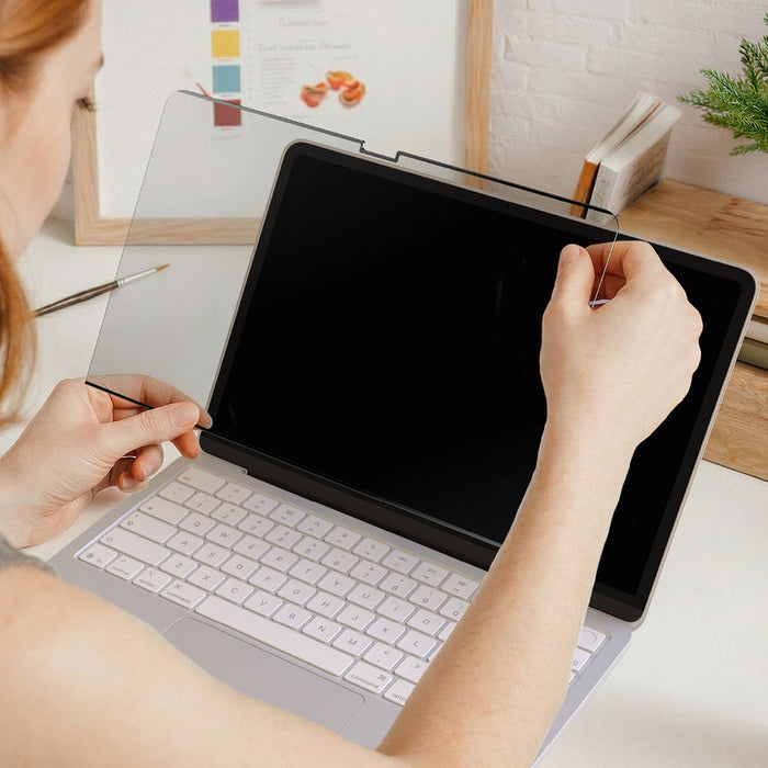 AmazingThing Radix MagClear фолио за MacBook Neo 13"