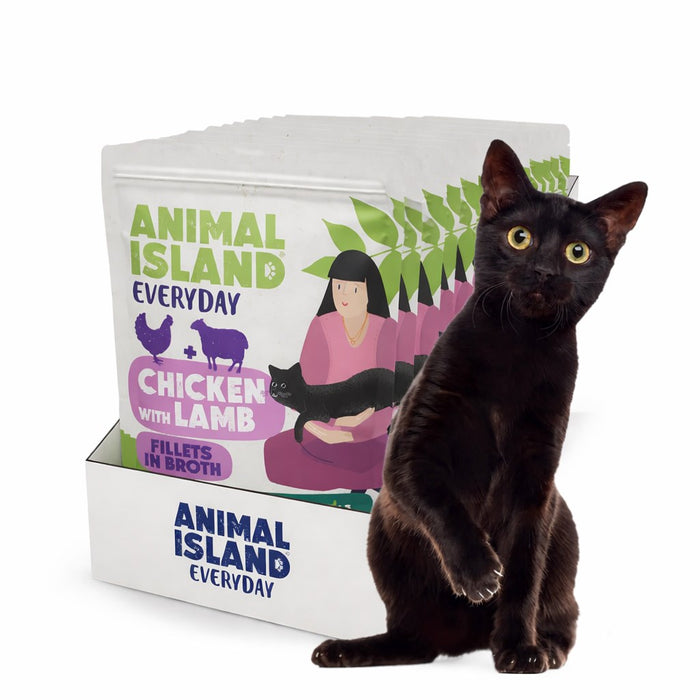 ANIMAL ISLAND Пилешки с агнешки филенца в бульон - мокра храна за котки - 12x85 г