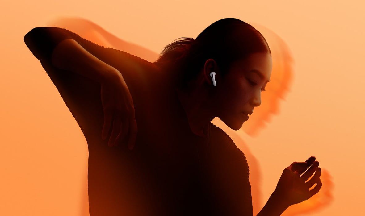Apple AirPods 4 безжични слушалки, Bluetooth, за разговори/музика/спортни/ежедневни, бели
