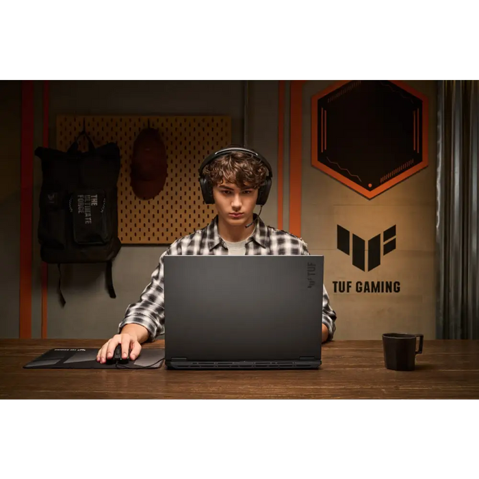 ASUS TUF Gaming A18 FA808UM-S9058 AMD Ryzen™ 7 260 Лаптоп