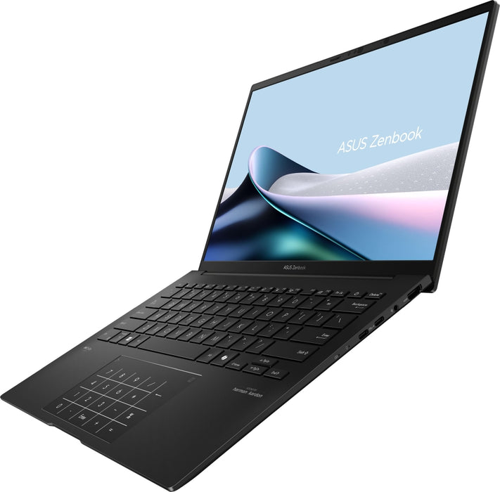 Asus Zenbook UM3406GA-QD246WNA, AMD Ryzen 7 445, 2.0GHz (14MB кеш, до 4.6GHz, 6 ядра, 12 нишки), 14.0 OLED WUXGA(WU) 1920X1200 16:10, LPDDR5X 16GB (на борда), 512GB SSD G4, Windows 11, Jade Black, калъф, без адаптер