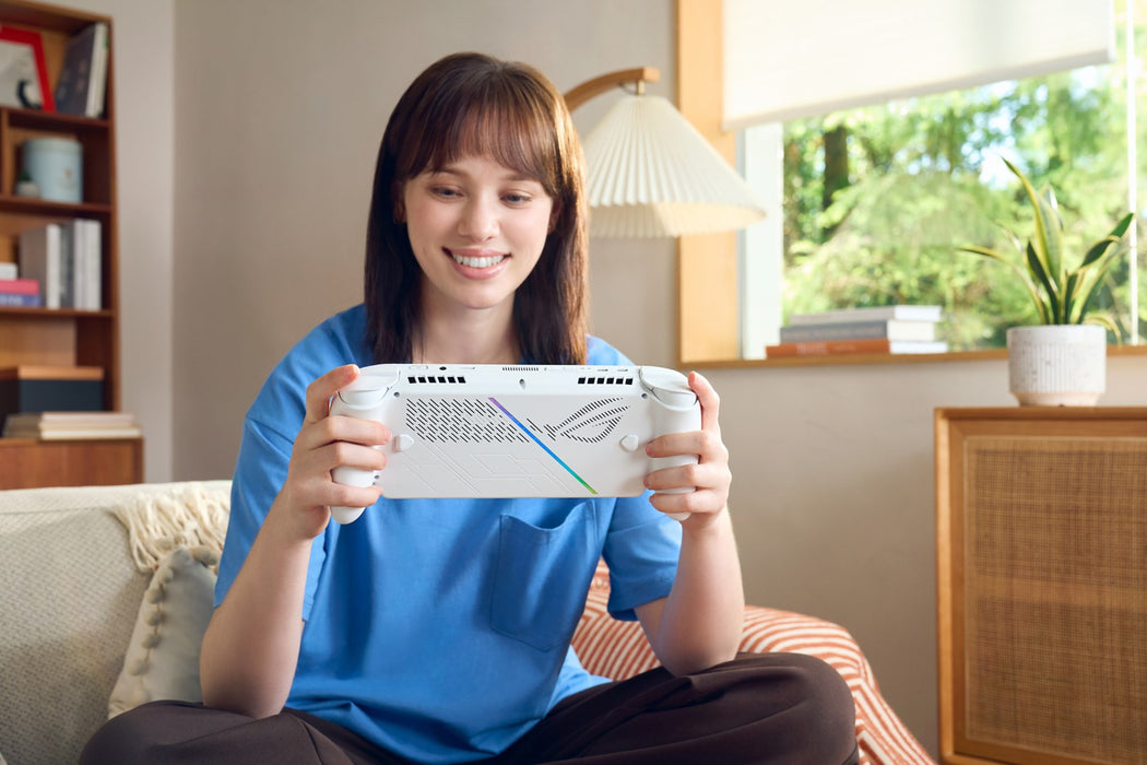 ASUS ROG Xbox Ally RC73YA-NH002W преносима игрова конзола 17.8 см (7") 512 GB Сензорен екран Wi-Fi Бяла