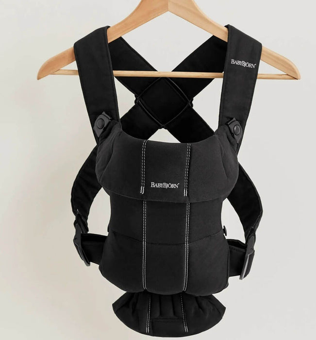 Ергономична раница BabyBjorn - Mini, Woven, Black