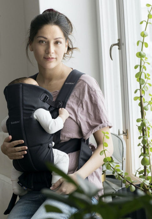Ергономична раница BabyBjorn - Mini, Woven, Black
