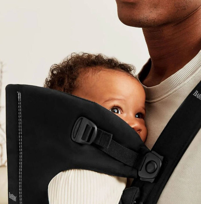 Ергономична раница BabyBjorn - Mini, Woven, Black