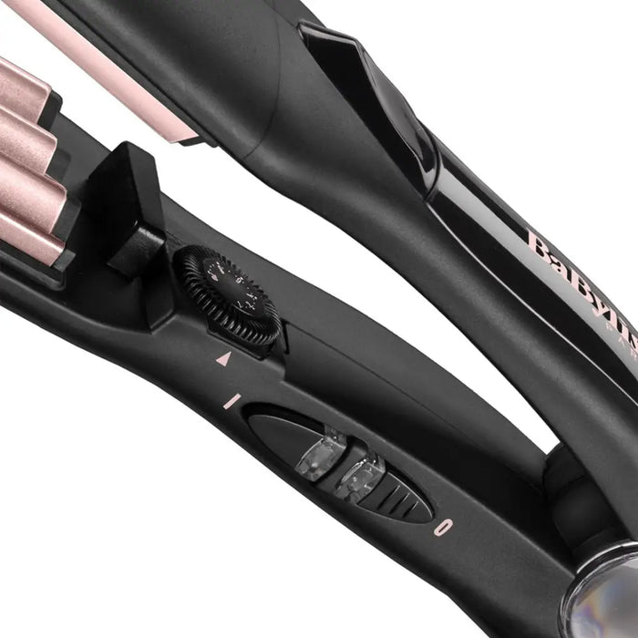 BaByliss The Crimper Текстурираща ютия Топло черно розово