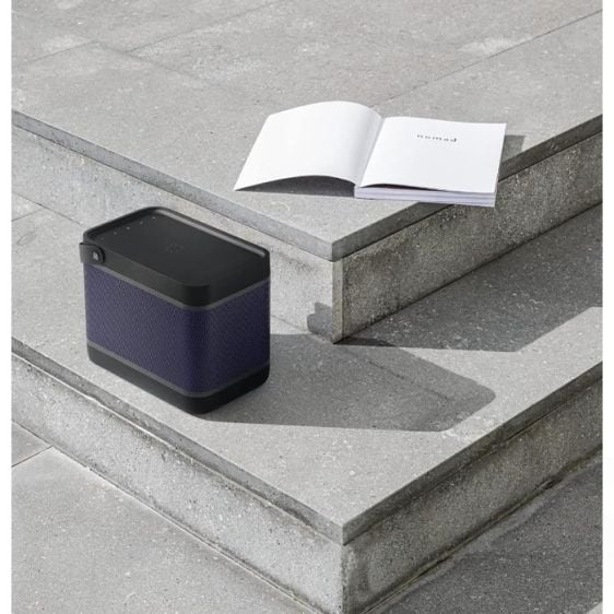 Преносима bluetooth колона Bang & Olufsen Beolit 20 Black Anthracite