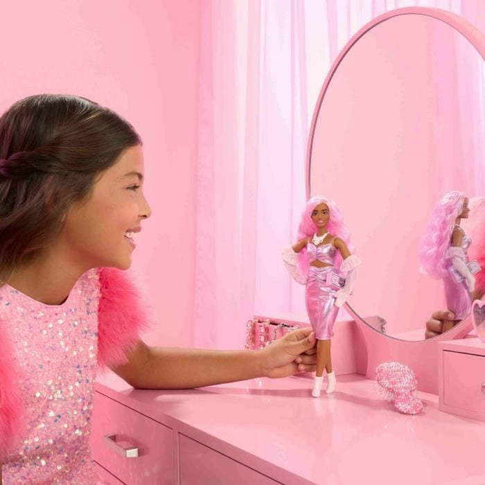 Кукла Barbie HYV25