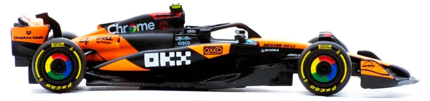 Метална количка Bburago - McLaren F1 MCL39, Lando Norris, 1:64