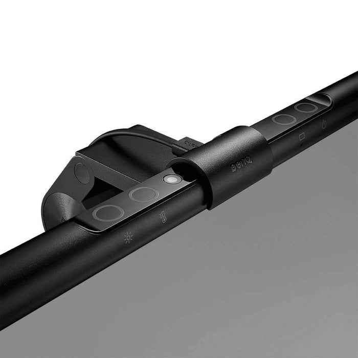 BenQ (CW/WW) Мониторна светлина ScreenBar Лампа за електронно четене Светлинен източник Двуцветен LED, Индекс на цветопредаване>95, Централна осветеност 930 лукса (Височина 45 см), Цветова температура 2700K~6500K, Осветително покритие. (При 500 Lux) 60cmx
