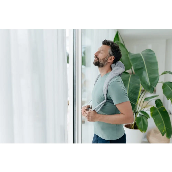 Beurer MG 154 3D масажор за шия с батерии + мини масажор