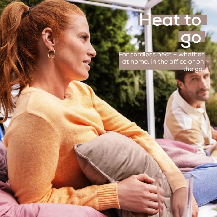 Beurer HK 77 Heaty опушен бежов; литиево-йонна батерия; мека кадифена калъфка за възглавница, може да се пере в пералня на 30°C; 3 температурни настройки; бързо нагряване; BSS; 45(Д)x45(Ш) см