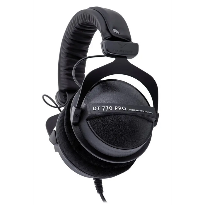 Beyerdynamic DT 770 PRO 250 OHM Black Limited Edition