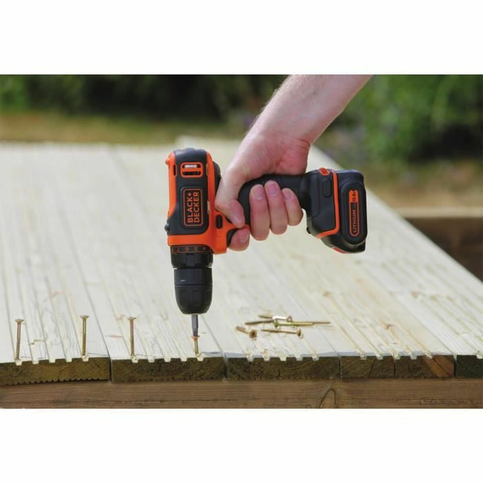 Електрическа отвертка Black & Decker BDCDD12KB-QW