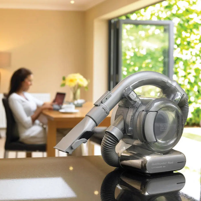 Black & Decker PD1820L-QW ръчна прахосмукачка Chrome Bagless