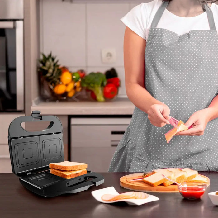 Black + Decker BXSA753E sandwich toaster