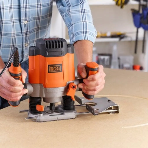 Black & Decker KW1200EKA-QS фреза за плочки 1200 W