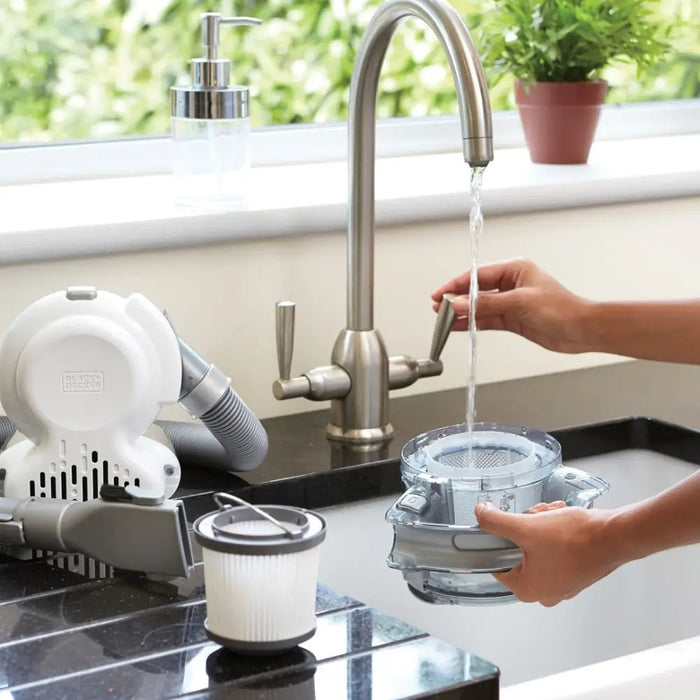 Black & Decker PD1820L-QW ръчна прахосмукачка Chrome Bagless