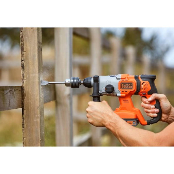 АКУМУЛАТОРЕН ПЕРФОРАТОР 18V BLACK&DECKER