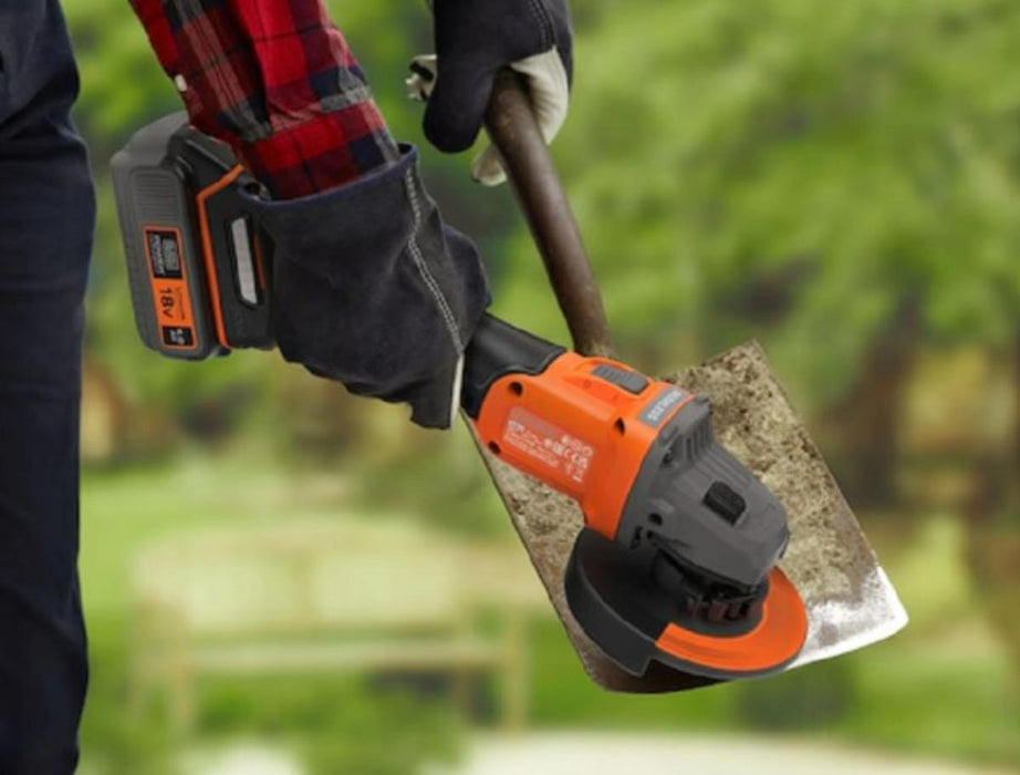 АКУМУЛАТОРЕН ЪГЛОШЛАЙФ 115ММ B&D