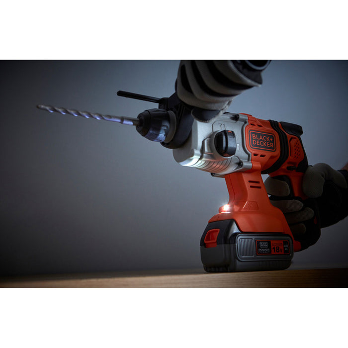 АКУМУЛАТОРЕН БЕЗЧЕТКОВ ПЕРФОРАТОР BLACK&DECKER BCD900M1K-QW 18 V, 1.20 J, SDS PLUS, БРОЙ БАТЕРИИ 1, 4.00 Ah, КУФАР