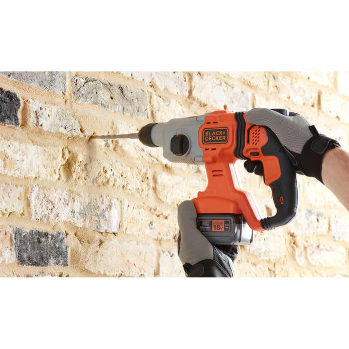 АКУМУЛАТОРЕН БЕЗЧЕТКОВ ПЕРФОРАТОР BLACK&DECKER BCD900M1K-QW 18 V, 1.20 J, SDS PLUS, БРОЙ БАТЕРИИ 1, 4.00 Ah, КУФАР