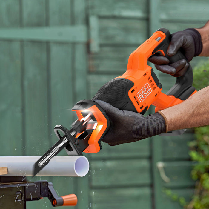 АКУМУЛАТОРЕН БЕЗЧЕТКОВ САБЛЕН ТРИОН BLACK&DECKER BLCR78E1-QW