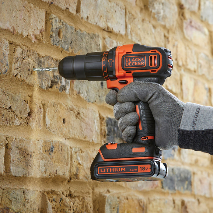 АКУМУЛАТОРНА УДАРНА БОРМАШИНА С ДВЕ БАТЕРИИ 1.5 AH И ЗАРЯДНО BLACK&DECKER BDCHD18BAFC-QW 18 V, 40.00 nm, БРОЙ БАТЕРИИ 2, 1.50 Ah, КУФАР