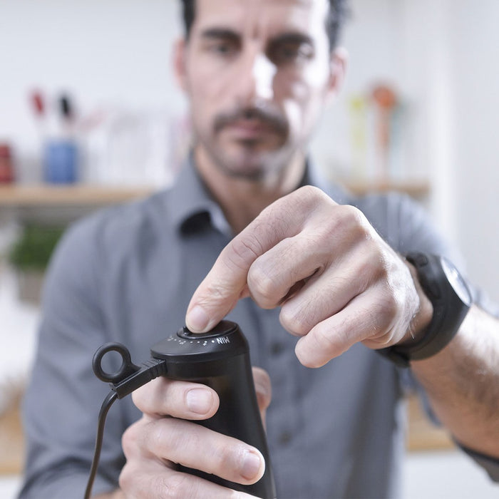 Ръчен пасатор Black+Decker BXHBA1200E