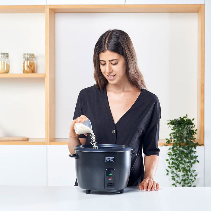 Оризоварка Black+Decker BXRC1800E