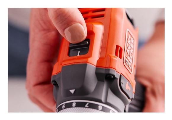 Бормашина Black & Decker BLD683XN-XJ 1800 об/мин 1 кг Черен, Оранжев