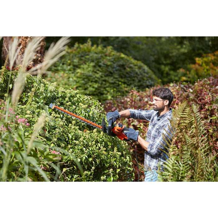 Електрически тример за жив плет Black & Decker BEHTS401-QS