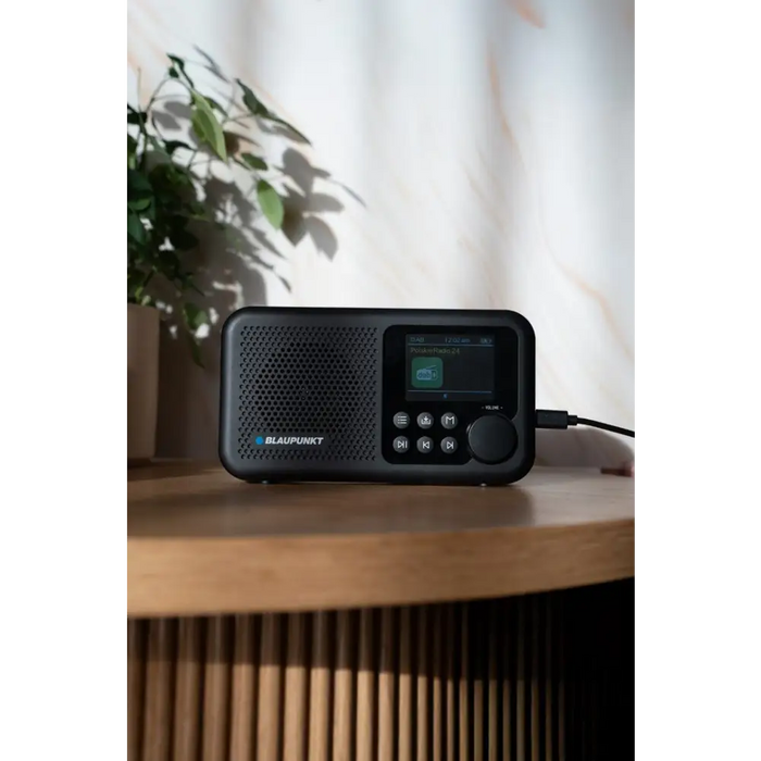 Blaupunkt DR8BK Портативно радио черно